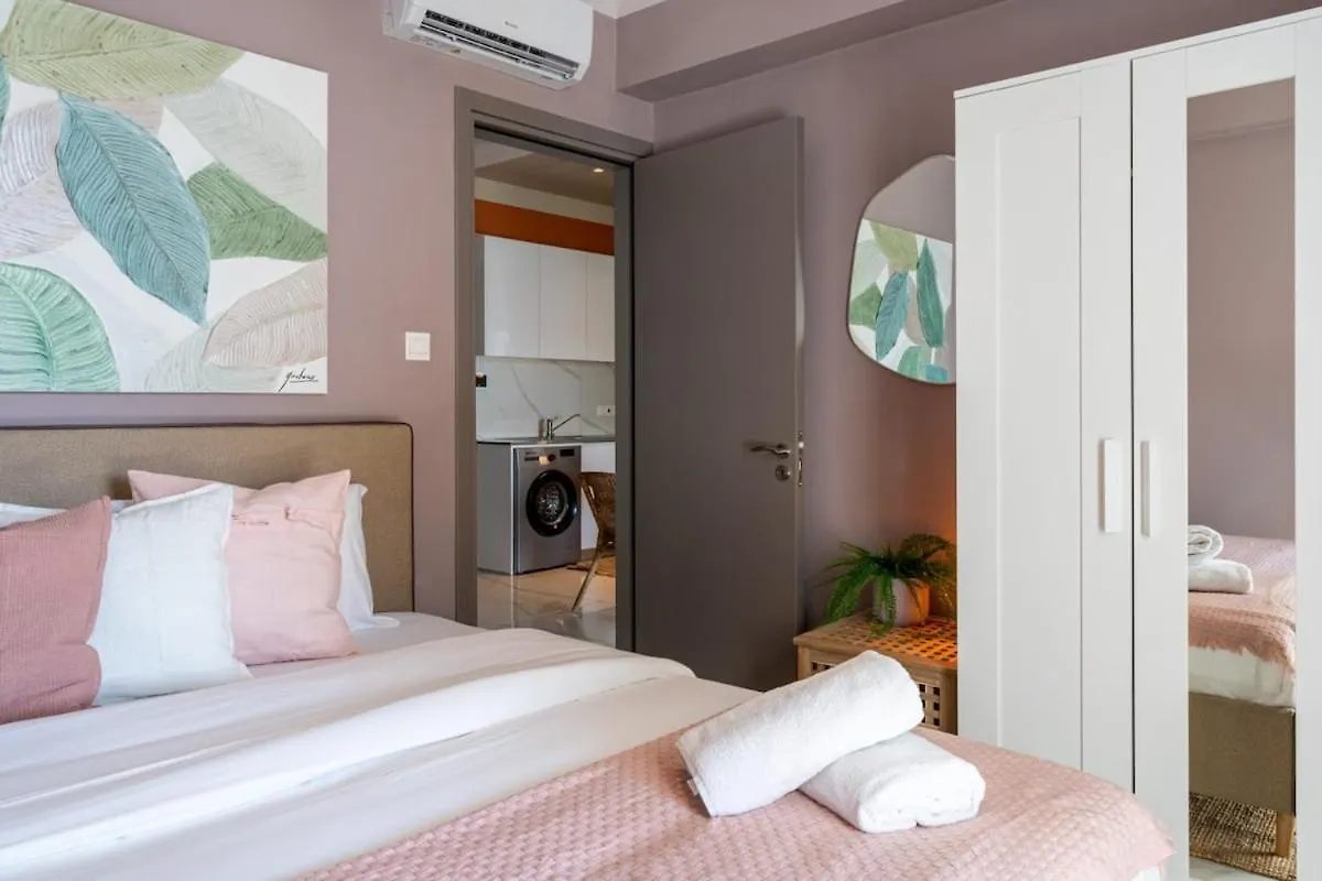 Appartamento Sundrop - 1-Bedroom Apt W Terrace In Larnaca